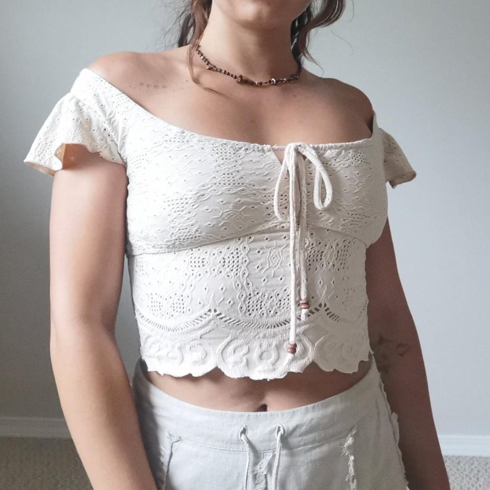 ✨Off White Peasant Top ✨